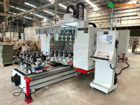 MÁY PHAY CNC 4 TRỤC 16 DAO KẸP LẬT 180 ĐỘ (6 kẹp xoay bàn 5 mét) 14226