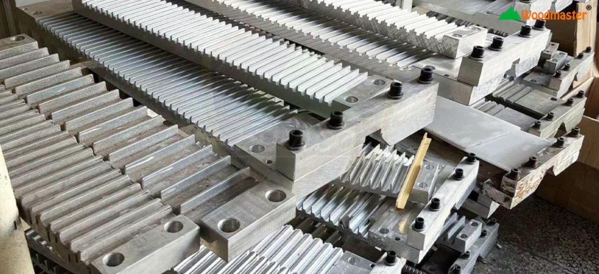 Đánh Giá Máy Cắt Khung Tranh Tự Động 550MM - Giải Pháp Tối Ưu Cho Chế Biến Gỗ 14470