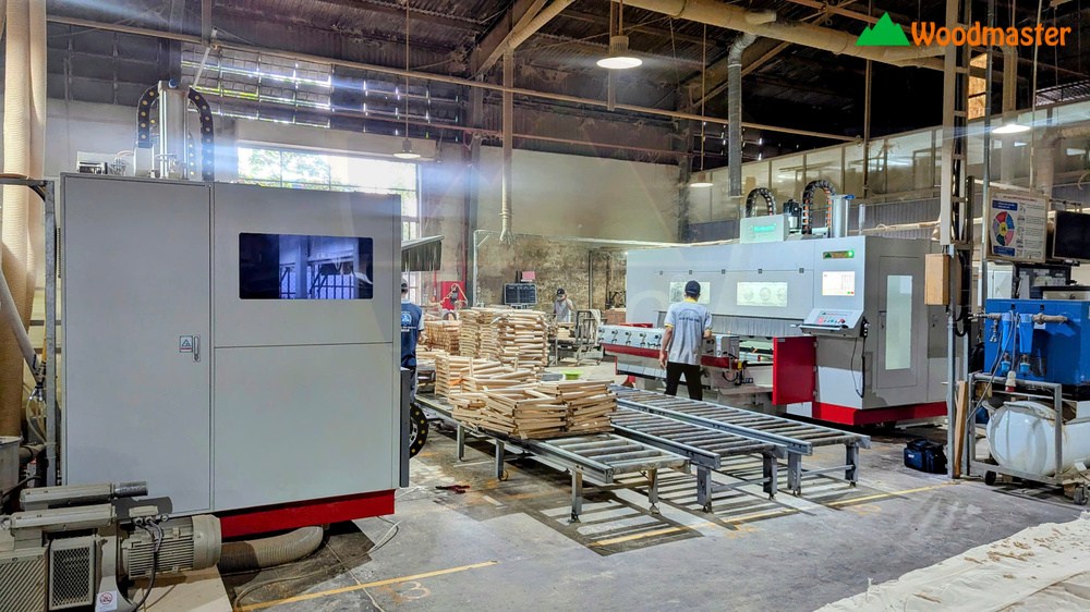 Máy phay khoan Cnc 8 trục 32 dao kẹp chống tâm xoay 360 độ WM-8x4CNC/JR 14511