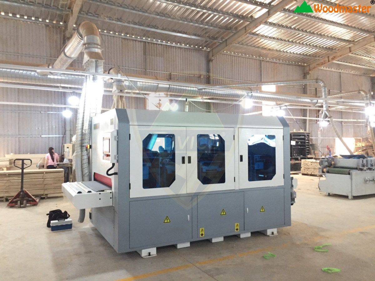 MÁY CHÀ NHÁM CHỔI THÙNG 8 TRỤC ( băng tải hút chân không )